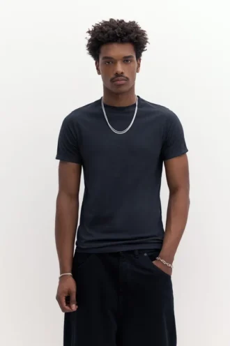 T-shirt coupe ajustée