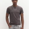 T-shirt coupe ajustée T-shirt coupe ajustée