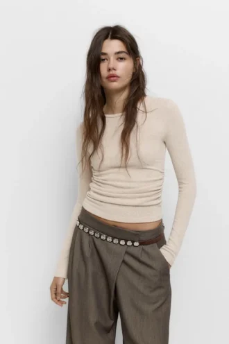 T-shirt froncé au toucher doux
