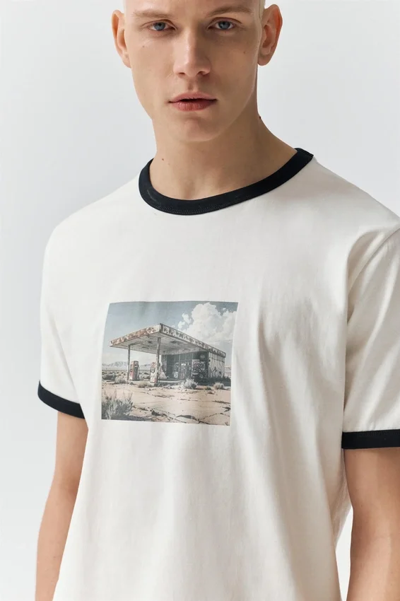T-shirt à manches courtes avec bord-côte graphique T-shirt à manches courtes avec bord-côte graphique