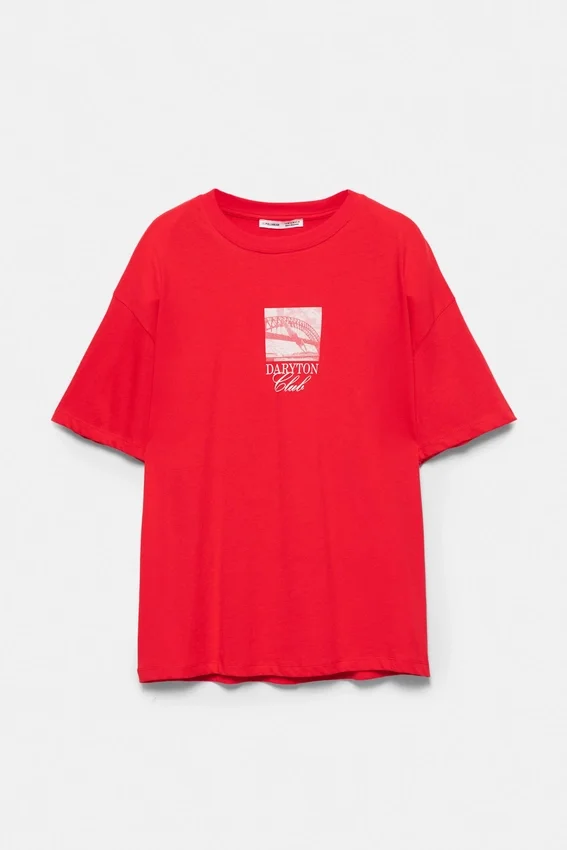 T-shirt rouge à slogan T-shirt rouge à slogan