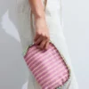 Trousse de toilette rayée