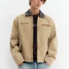Veste avec col brodé contrasté Veste avec col brodé contrasté