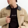 Veste avec col brodé contrasté Veste avec col brodé contrasté