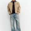 Veste avec col brodé contrasté Veste avec col brodé contrasté