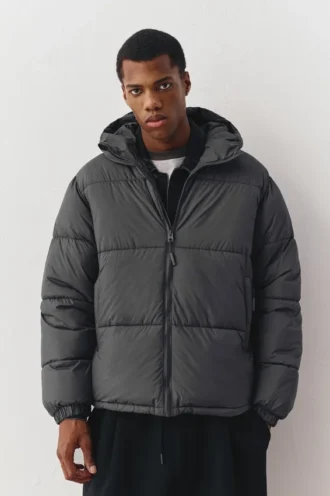Veste à capuche