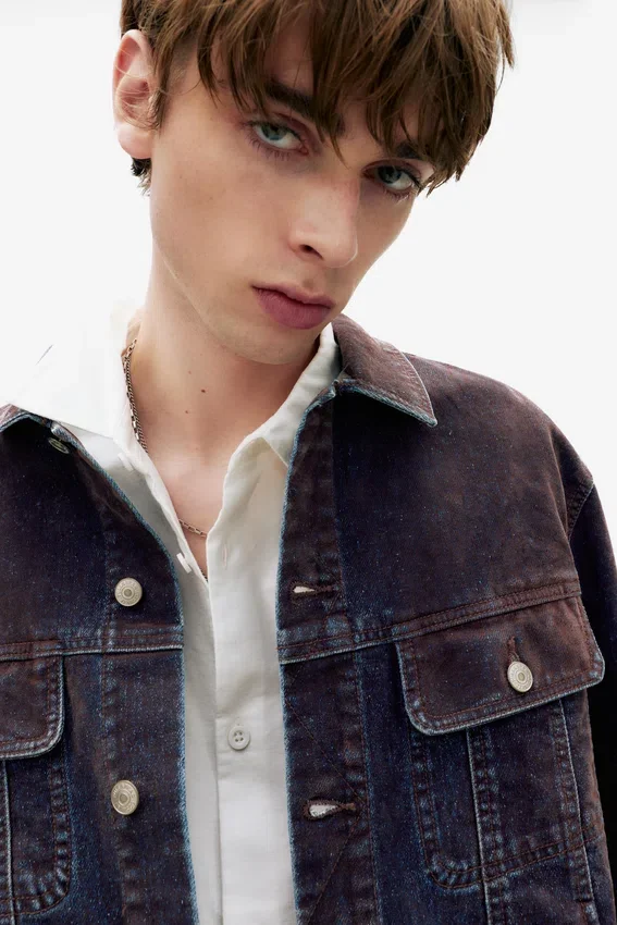 Veste en denim style camionneur floquée Veste en denim style camionneur floquée