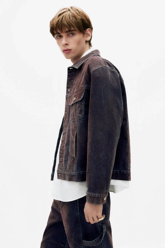 Veste en denim style camionneur floquée Veste en denim style camionneur floquée