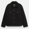 Veste en jean avec col en fausse peau de mouton Veste en jean avec col en fausse peau de mouton
