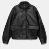 Veste en simili cuir avec fermetures à bascule Veste en simili cuir avec fermetures à bascule