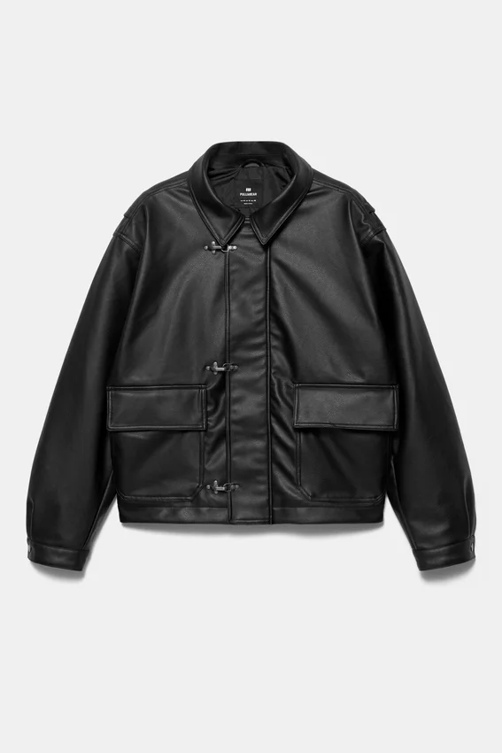 Veste en simili cuir avec fermetures à bascule Veste en simili cuir avec fermetures à bascule