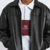 Veste volumineuse en simili cuir Veste volumineuse en simili cuir